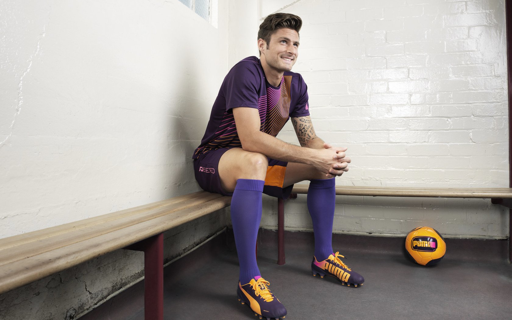 中国足球是否应该引入联赛升降级改革，要是中国足球队真正能跻身